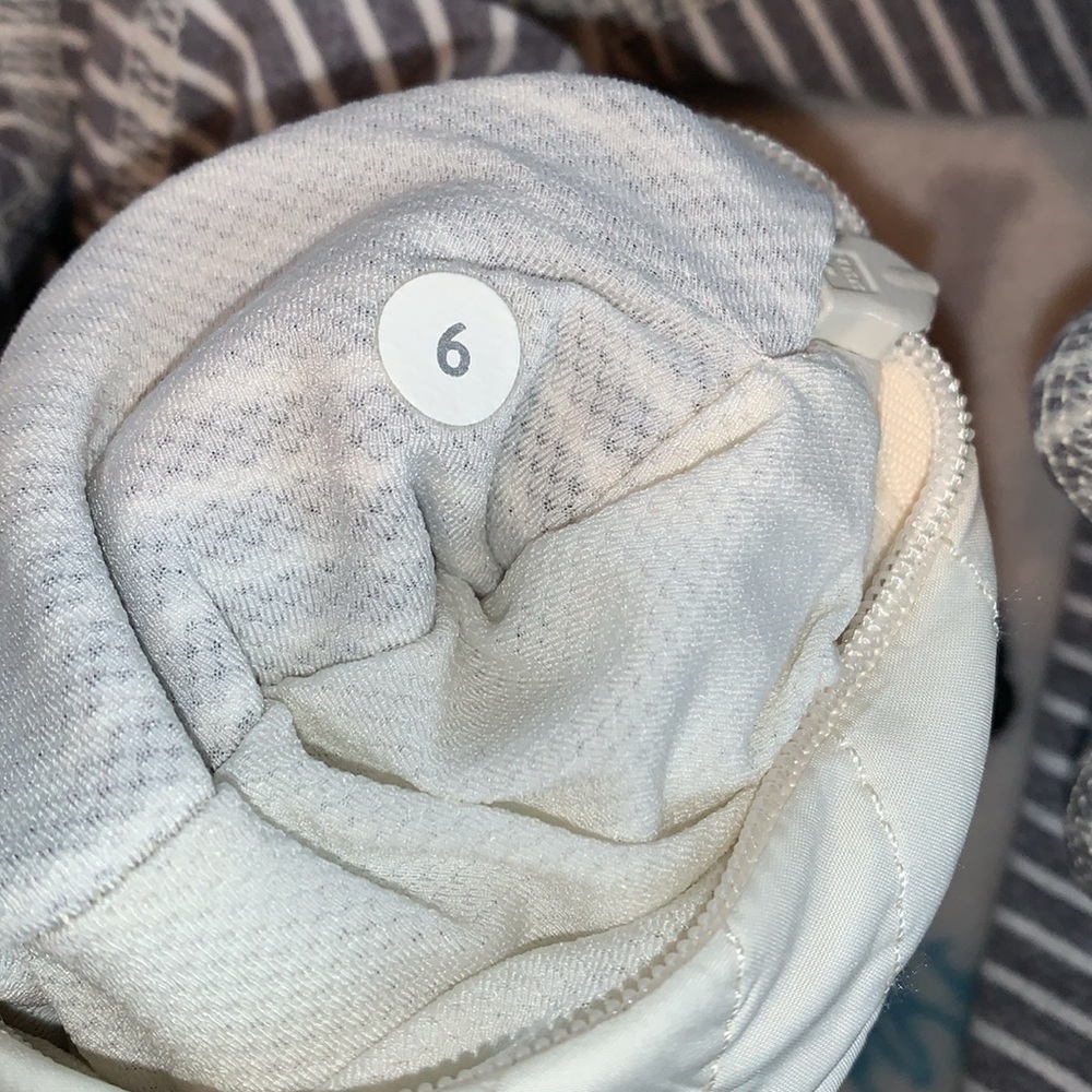 Lululemon Rebel Runner Jacket Ghost Hyper Stripe … - image 3